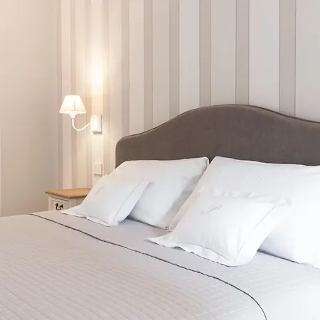 Antico Borgo فندق مبيت وإفطار كانوبيو