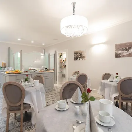 Antico Borgo 4*