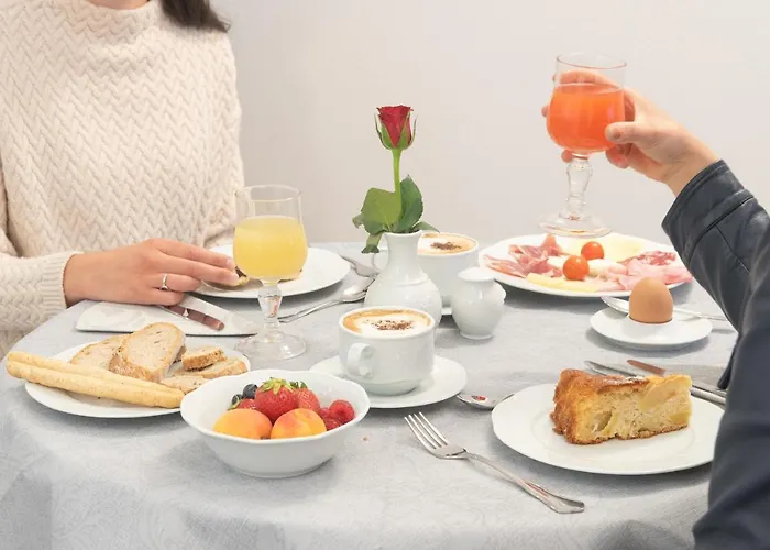 Antico Borgo فندق مبيت وإفطار كانوبيو