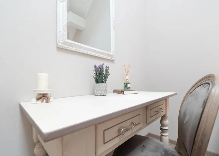 Antico Borgo فندق مبيت وإفطار كانوبيو